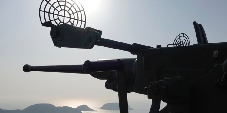 Explainer: Στο «κόκκινο» οι σχέσεις Κίνας-Ιαπωνίας: Το «αγκάθι» της Ταϊβάν και ο κίνδυνος σύρραξης