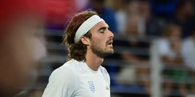 Ο Στέφανος Τσιτσιπάς «πιάστηκε» για υπερβολική ταχύτητα – Έτρεχε με 210 χιλιόμετρα στην Αττική Οδό