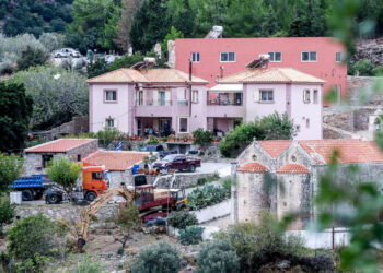 Βορίζια: Βαπτίστηκαν τα τρία παιδιά του 39χρονου για να μπορέσουν να τον κηδέψουν