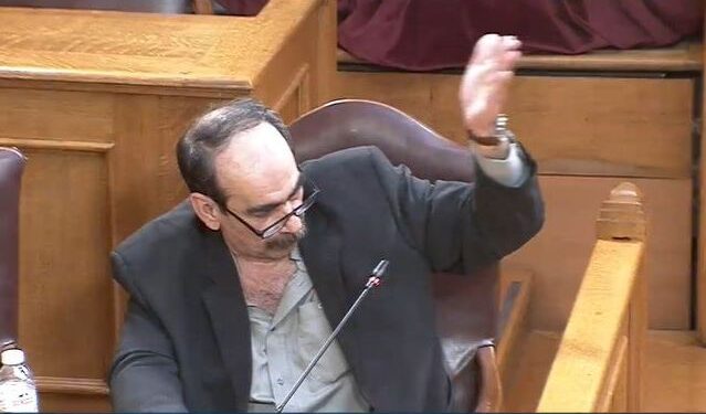 Νέες προκλήσεις από «Φραπέ» στην εξεταστική: «Το υπόμνημα μου το έφτιαξε ένας ταξιτζής»