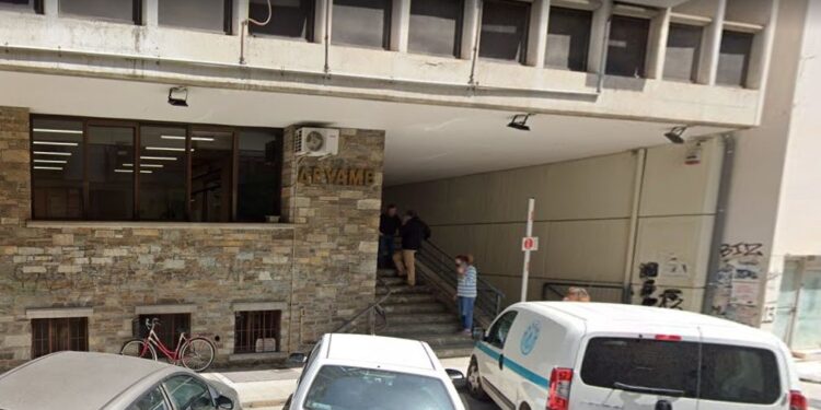 Βόλος: Δημοτικός σύμβουλος καταγγέλλει Αντιδήμαρχο για ξυλοδαρμό – Κατέληξε στο νοσοκομείο