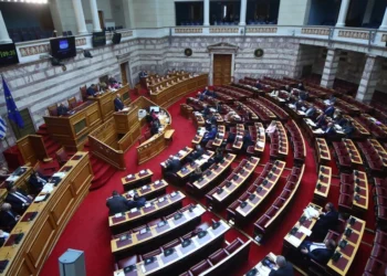 Με 159 «Ναι» υπερψηφίστηκε το νομοσχέδιο για τη μετάβαση του ΟΠΕΚΕΠΕ στην ΑΑΔΕ