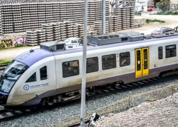 Τραγωδία στα Άνω Λιόσια: Νεκρός άνδρας που παρασύρθηκε από τον προαστιακό