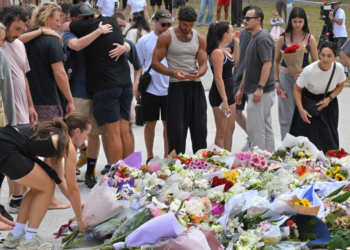 Αυστραλία: Εθνικό πένθος για την τρομοκρατική επίθεση με τους 16 νεκρούς στην παραλία Μπόνταϊ