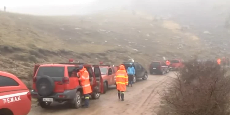 Τραγωδία στα Βαρδούσια: Οι τέσσερις ορειβάτες έπεσαν σε χιονοθύελλα, εντοπίστηκαν σε εξαιρετικά δύσβατη περιοχή