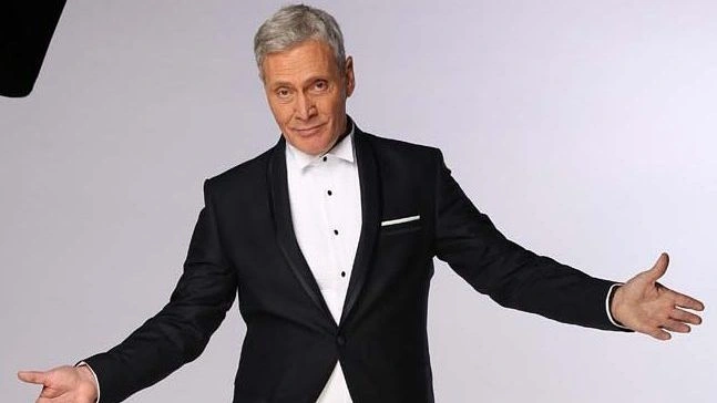 Θλίψη στο καλλιτεχνικό κόσμο – Πέθανε ο Αλμπέρτο Εσκενάζυ