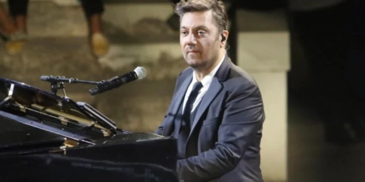 Ο Γιώργος Θεοφάνους απαντά για τα 26.300 ευρώ για τη φωταγώγηση του χριστουγεννιάτικου δέντρου στο Ναύπλιο