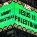 «Ο Ιησούς είναι Παλαιστίνιος»: Αντιδράσεις για πινακίδα στην Times Square της Νέας Υόρκης – Πολιτικό μήνυμα ή ιστορική ανακρίβεια;