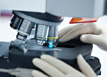 18 παιδιά έχουν γεννηθεί στην Ελλάδα με το σπέρμα του Δανού δότη με το γονίδου καρκίνου – Οι οδηγίες των ειδικών