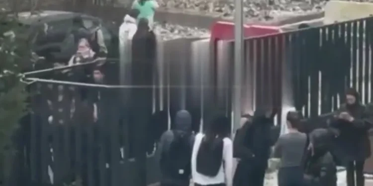 Επίθεση με μαχαίρι σε δημοτικό σχολείο στη Μόσχα: Νεκρός ένας μαθητής, τραυματίστηκε ο φύλακας