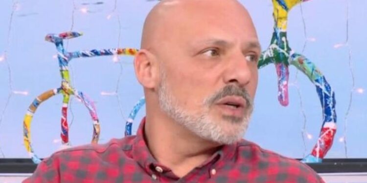 Νίκος Μουτσινάς: Προσπαθούσα 4 χρόνια να δημιουργήσω μονογονεϊκή οικογένεια