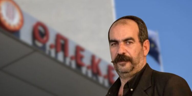 Ώρα για… Φραπέ! Σήμερα στην εξεταστική του ΟΠΕΚΕΠΕ ο Γιώργος Ξυλούρης