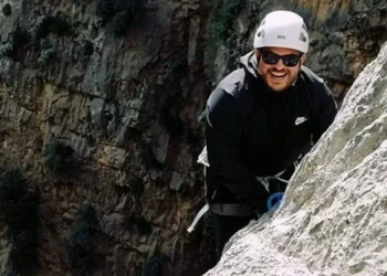 Ξεσπά η μητέρα του 37χρονου Στέλιου: «Το παιδί μου δεν πέθανε από αιμορραγία, πέθανε από κωλυσιεργία»