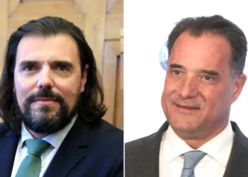 «Στα μέτρα των δυνατοτήτων κάνετε τα μέγιστα, είστε ο πιο εργατικός υπουργός» – Τα καλά λόγια του Πέτρου Παππά στον Άδωνι Γεωργιάδη