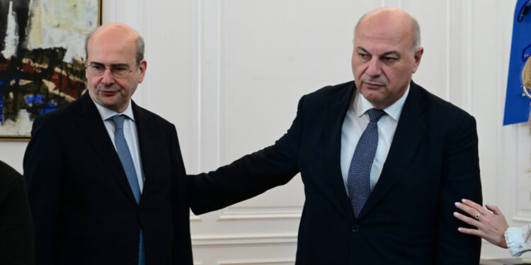 Άνοιγμα της κυβέρνησης στους αγρότες: Ορίστε συντονιστική επιτροπή και θα γίνει συνάντηση σε υψηλό επίπεδο