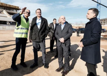 Αυτοψία Μητσοτάκη στον Βοτανικό – «Ένα γήπεδο που αξίζει ο Παναθηναϊκός»