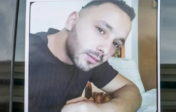 Παραδόθηκε ο βασικός κατηγορούμενος της άγριας δολοφονίας του 30χρονου Κώστα στην Πάτρα