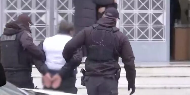 Αγρίνιο: Προφυλακίστηκε μετά την απολογία του ο 44χρονος καθ’ ομολογίαν δολοφόνος του κοινοτάρχη