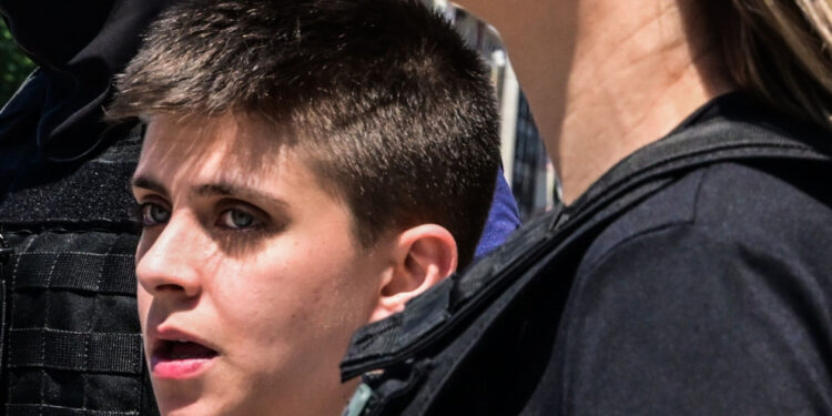 Ειρήνη Μουρτζούκου: Πέρασε ξανά την πόρτα του δικαστηρίου – Η αλλαγή στην εμφάνισή της