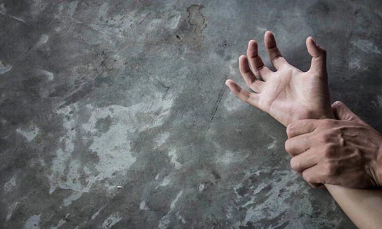 Φρίκη στην Κρήτη: Πατέρας κακοποιούσε τις κόρες του – Άφησε τη μία έγκυο