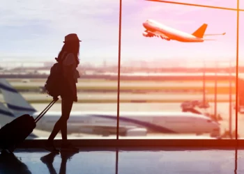 Οι επτά άξονες για την αναβάθμιση της ελληνικής εναέριας κυκλοφορίας – Το Σχέδιο Δράσης του υπουργείου Υποδομών και Μεταφορών