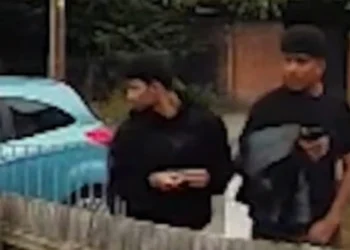 Αφγανοί άρπαξαν 12χρονη από παιδική χαρά, προσπάθησαν να τη στραγγαλίσουν και τη βίασαν – Ο δράστης γέλαγε και τραβούσε φωτογραφίες