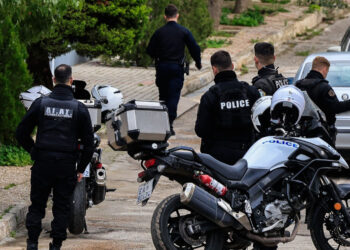 Γλυφάδα: Το αποφυλακιστήριο που «έκαψε» τον πατέρα, τα νομικά κενά και τα αγνοημένα ιατρικά σήματα