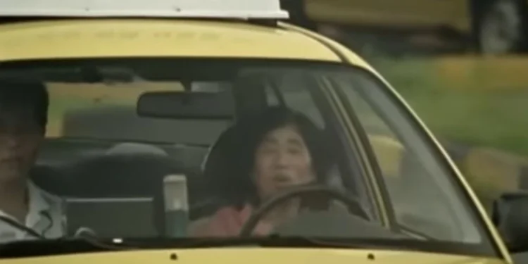 Ξόδεψε 14.000 δολάρια και έδωσε 960 φορές για να πάρει το δίπλωμα: Τελικά τα κατάφερε (Βίντεο)