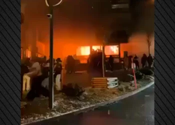 Έκρηξη σε μπαρ στο θέρετρο σκι Κραν Μοντανά στην Ελβετία: Τουλάχιστον 10 νεκροί, πολλοί τραυματίες