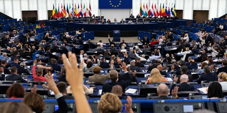 Πέρασε με την απαιτούμενη πλειοψηφία η εμπορική συμφωνία της ΕΕ με τη Mercosur μετά από 25 χρόνια διαπραγματεύσεων