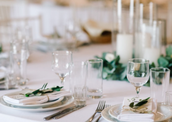 ΑΑΔΕ: Ψηφιακό «μάτι» σε γάμους, βαφτίσεις και events από το Πάσχα