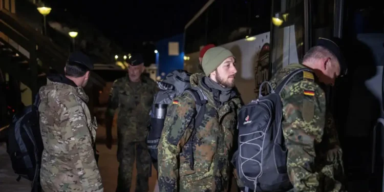 Αποχωρούν οι Γερμανοί στρατιώτες από την Γροιλανδία – «Οι απειλές για δασμούς υπονομεύουν το ΝΑΤΟ» απαντούν οι «8» στον Τραμπ