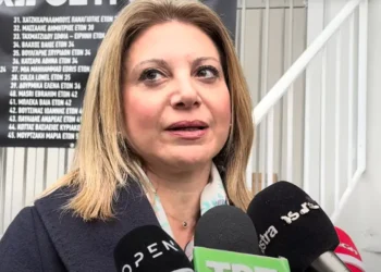 H Καρυστιανού ζητά αλλαγή έδρας της δίκης για τα Τέμπη: Δεν εμπιστεύομαι τη Λάρισα – Για το κόμμα μου έχει γίνει ντόρος, γιατί υπάρχει φόβος