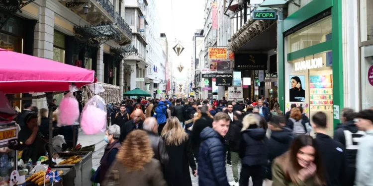 Ανοιχτά σήμερα τα μαγαζιά λόγω εκπτώσεων – Το ωράριο λειτουργίας