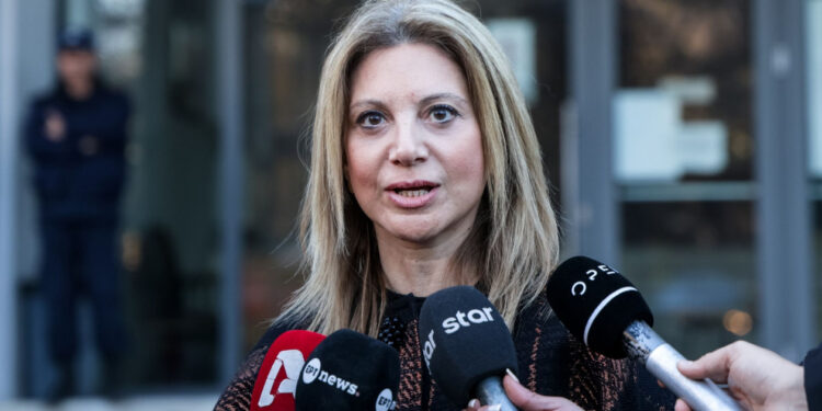 Καρυστιανού κατά ΜΜΕ για τις αμβλώσεις: Διαστρεβλώθηκε η απάντησή μου, επιδιώκουν αποδόμησή μου