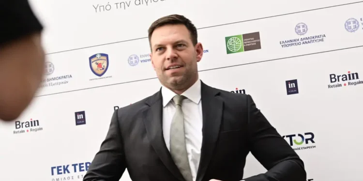 Στέφανος Κασσελάκης: Πολλοί gay στη Βουλή και στην κυβέρνηση κρύβονται από φόβο για την εικόνα τους