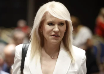 Τζάκρη: Δεν αποκλείω συνεργασία του Κινήματος Δημοκρατίας με την Καρυστιανού (βίντεο)