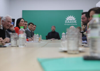 Ερώτηση όλων των βουλευτών ΠΑΣΟΚ σε Γεωργιάδη: Πόσα νοσοκομεία αρνούνται να διακόψουν κυήσεις;