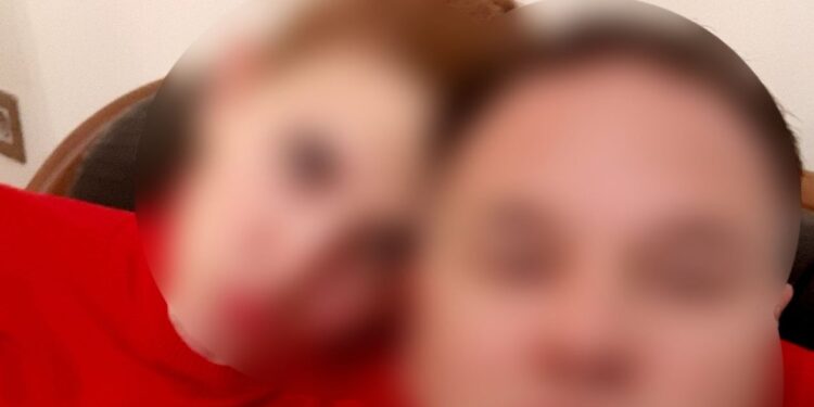 Αστυνομικός της Βουλής: Αρνείται ότι βίαζε τα παιδιά του – Κεκλεισμένων των θυρών η δίκη