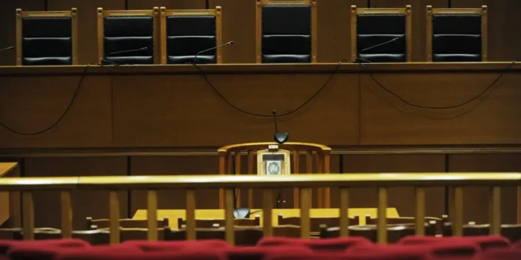 Υποκλοπές: Ποινή – μαμούθ 126 χρόνων για τους 4 εκπροσώπους εταιρειών εμπορίας παράνομου λογισμικού predator