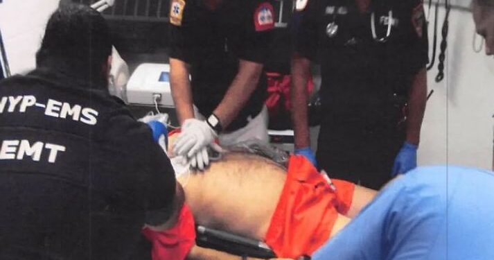 Ανατριχιαστικά ντοκουμέντα για τον Επστάιν: Στο φως οι φωτογραφίες αμέσως μετά την αυτοκτονία του