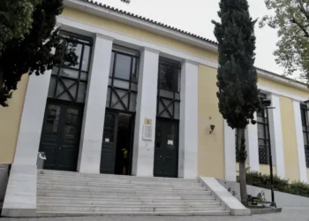 Απέδρασε από την Ευελπίδων Αιγύπτιος κρατούμενος που ήταν προς απέλαση