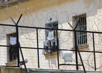 Θεσσαλονίκη: Συνελήφθη σωφρονιστικός υπάλληλος κατηγορούμενος για διακίνηση ναρκωτικών