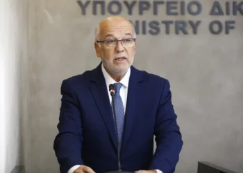Φλωρίδης για Τέμπη: Yπάρχει νομικό πλαίσιο να γίνουν οι εξετάσεις των σορών στο εξωτερικό