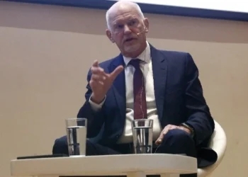 Ο Γιώργος Παπανδρέου διαψεύδει δημοσίευμα περί σχέσεων με τον Επστάιν – «Τέλος η λάσπη»