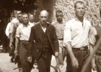 Υπουργείο Πολιτισμού για τις φωτογραφίες των 200 της Καισαριανής: Στο Βέλγιο εμπειρογνώμονες για να διαπιστώσουν την αυθεντικότητά τους και να τις διεκδικήσουν