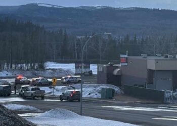 Μακελειό στον Καναδά: Αναφορές ότι γυναίκα άνοιξε πυρ μέσα στο σχολείο