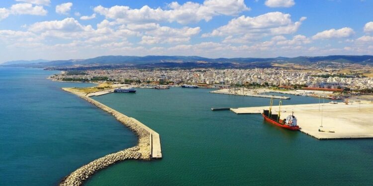 Milliyet: Τούρκοι αγοράζουν ακίνητα στην Ελλάδα μέσω Βουλγαρίας -Η κυβέρνηση θέλει να τους μπλοκάρει