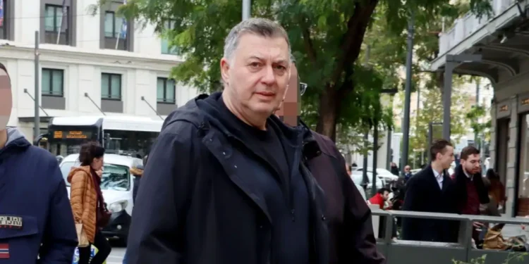 Νίκος Μακρόπουλος: Πρόβλημα υγείας για τον γνωστό τραγουδιστή – Ακυρώθηκαν οι εμφανίσεις του στο νυχτερινό κέντρο