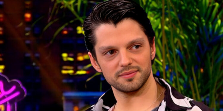 Αλέξανδρος Πιεχόβιακ για τον γκέι ρόλο του στις «Σέρρες»: Με σταματούσαν στον δρόμο άνθρωποι με βουρκωμένα μάτια και μου έλεγαν ευχαριστώ